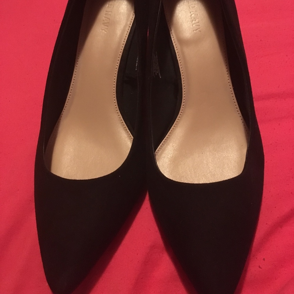 Sued heels 👠